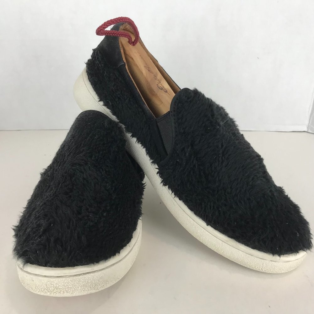 Ugg, black fuzzy slip on, US 7.5